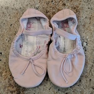 GUC Leather Ballet Slippers Shoes 11 Wide Toddler